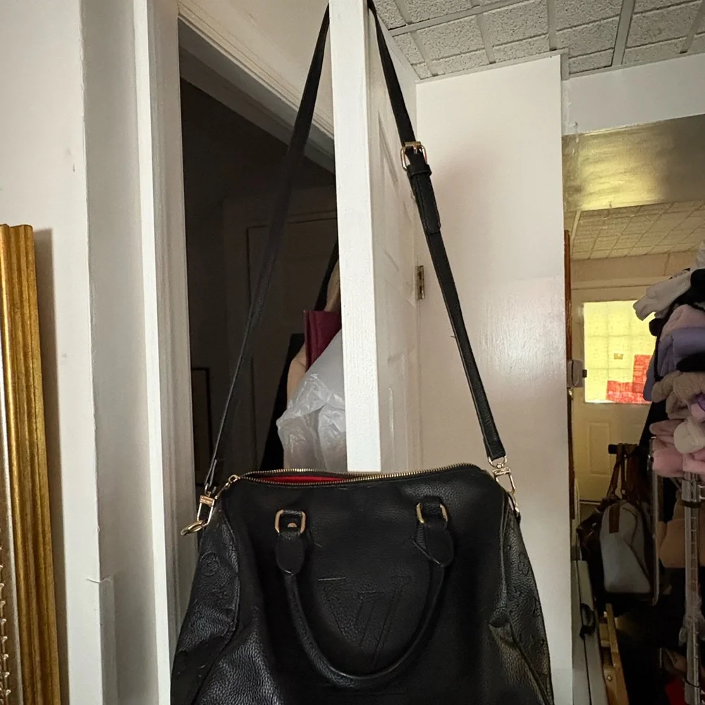 Black Leather Handbag - Picture 5 of 5